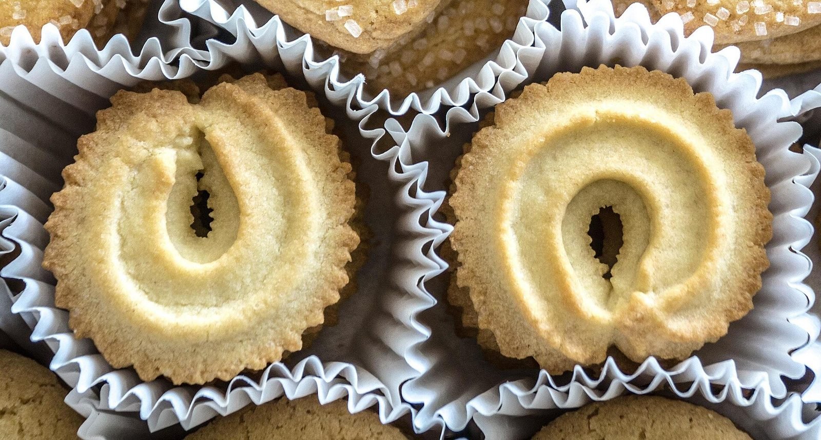 Ring-shaped Danish butter cookies with a ridged surface